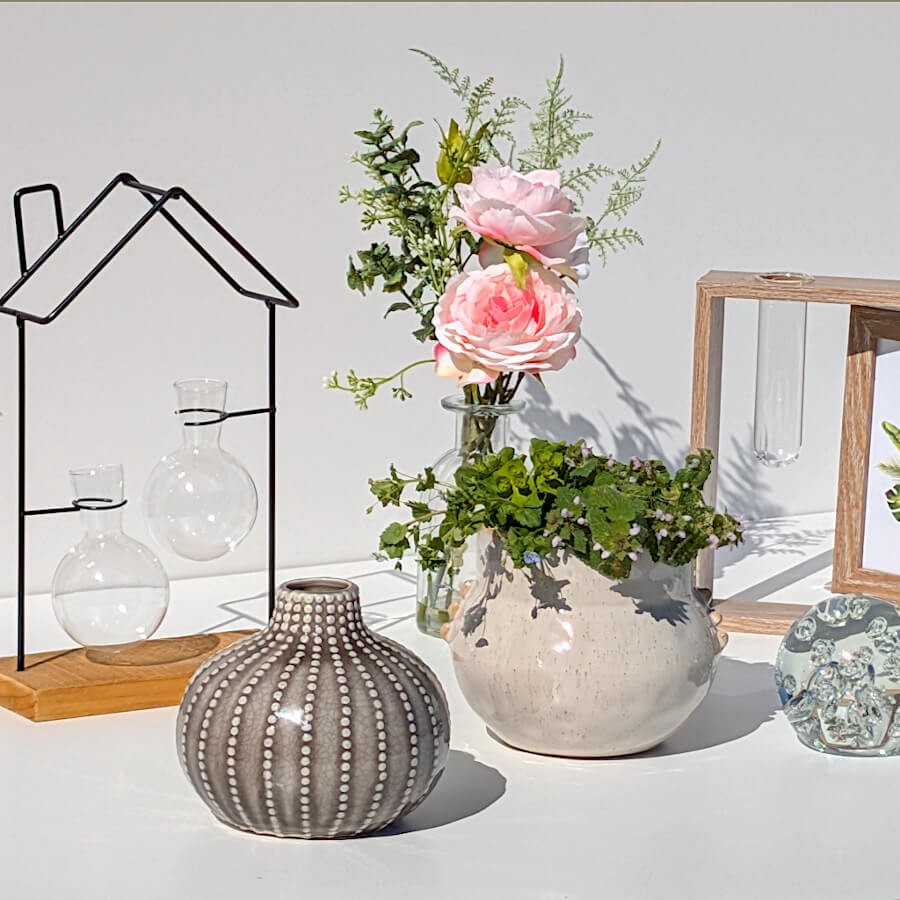 Vase boule oursin en céramique H12 cm | Deco-Delight.com