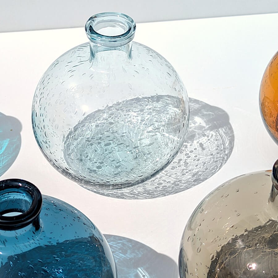 Vase bulle en verre teinté H18.5  | Deco-Delight.com