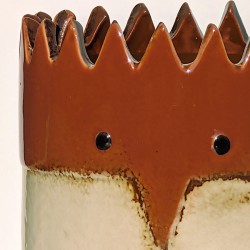 Cache-pot Hérisson Stylisé sur Pieds en Céramique terre battue et Beige - H20 cm