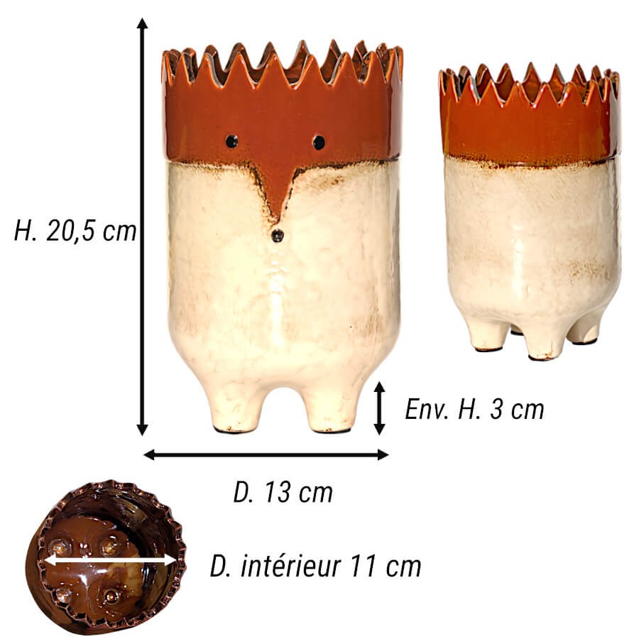 Schéma technique : dimensions précises (H 20,5 cm, D 13 cm) et vue du fond du cache-pot hérisson.