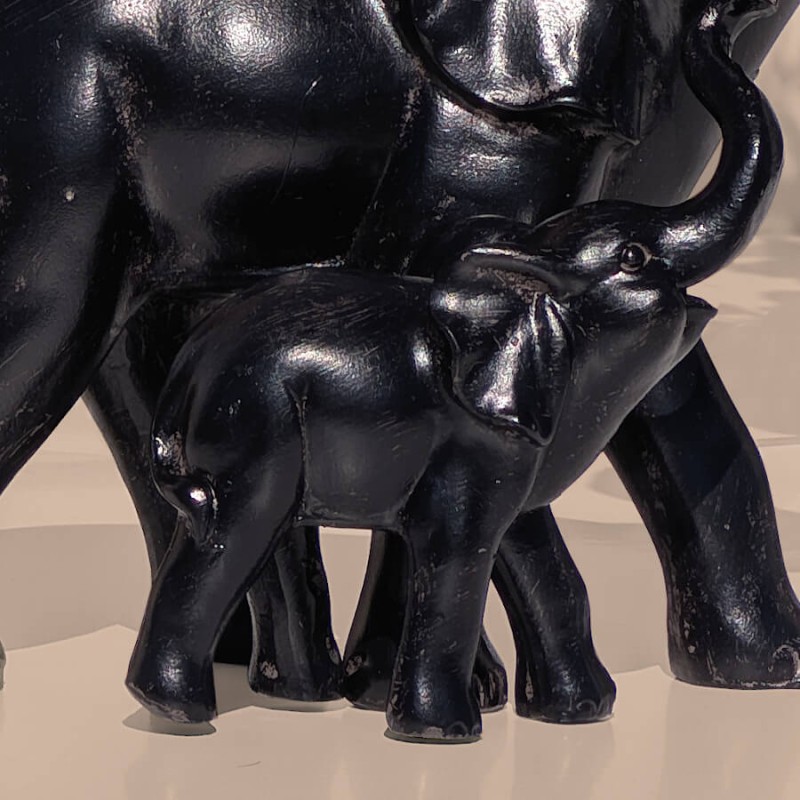 Figurine-elephant-maman-bebe-h19-noir-resine-authentique