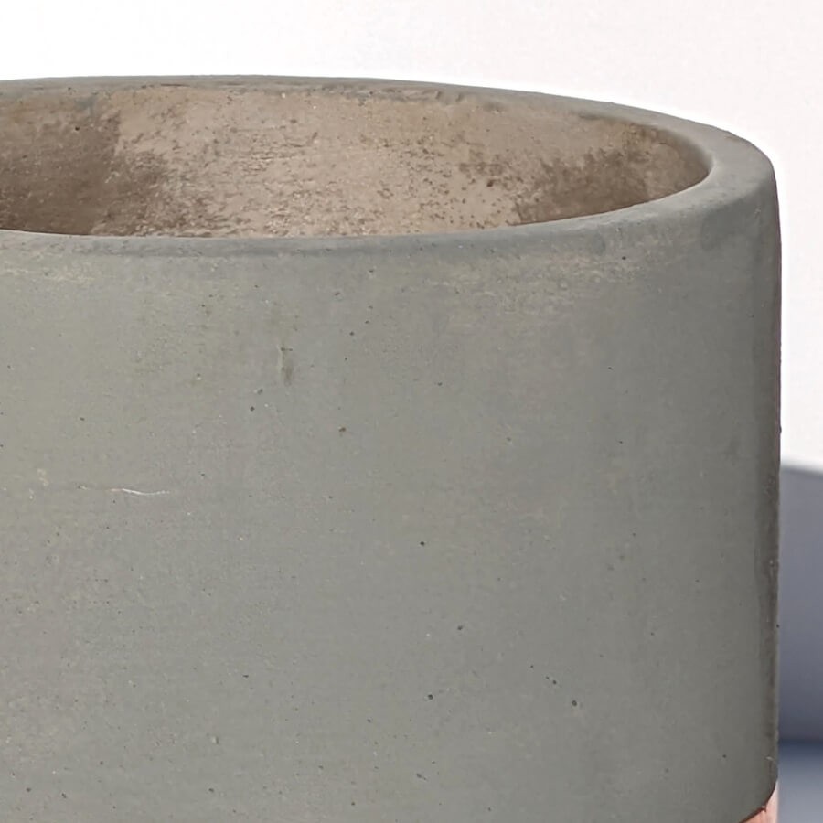 Pot bicolore ciment moderne H14.5 cm | Deco-Delight.com