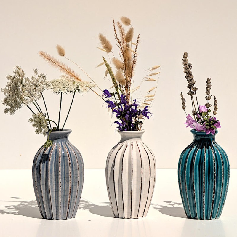 Vase plissé en céramique blanc H15  | Deco-Delight.com