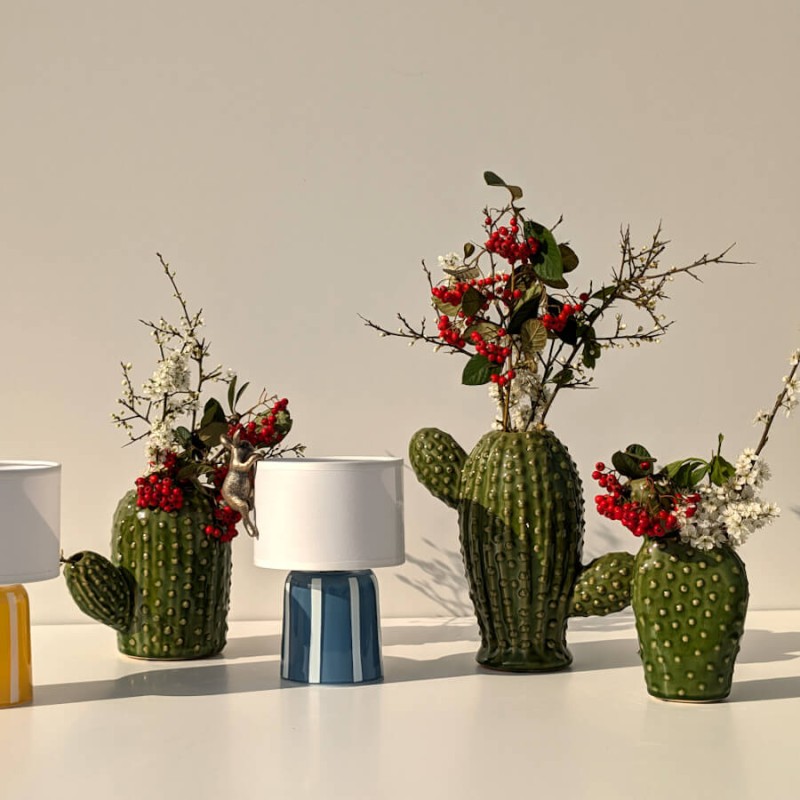 Vue d'ensemble de la gamme cactus sur fond blanc. Catalogue Deco Delight.