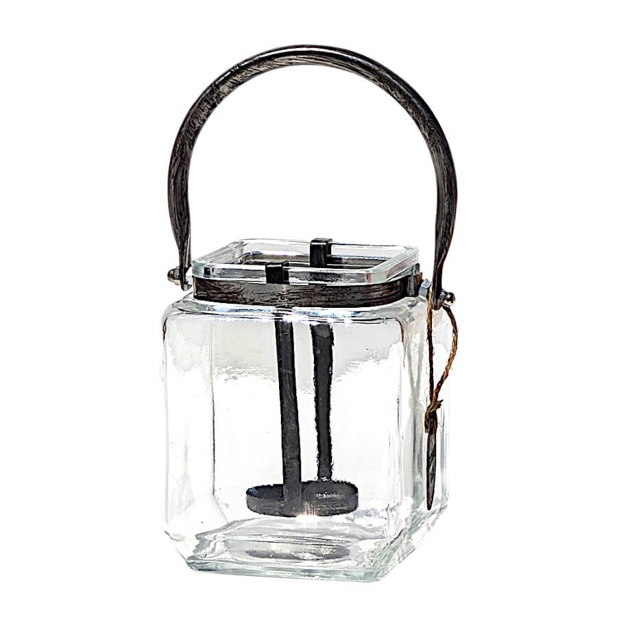 Photophore carré en verre avec anse en métal patiné H14 cm isolé sur fond blanc Deco Delight.