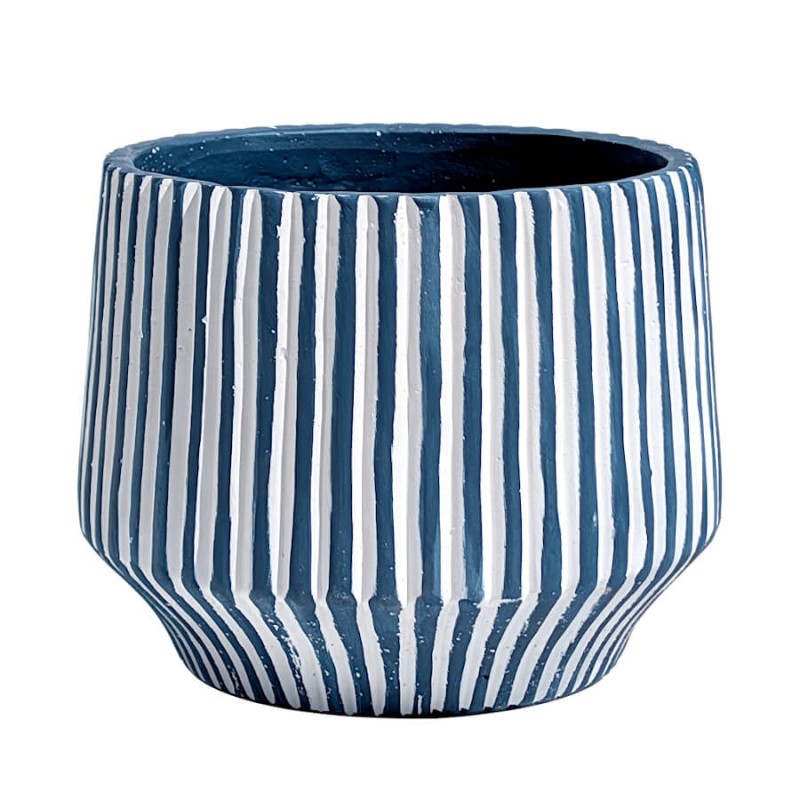 Cache-pot cannelé à rayures verticales bleu capri et blanc grand modèle sur fond blanc Deco Delight.