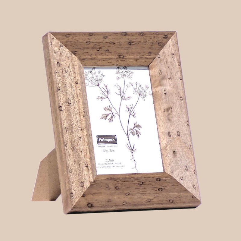 Cadre photo aspect noyer pour photos 10x15 cm | Deco-Delight.com