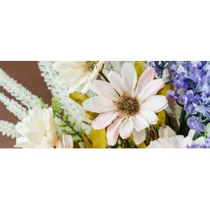 Fleurs et plantes artificielles ou séchées